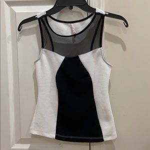 Cute black and white tank top!